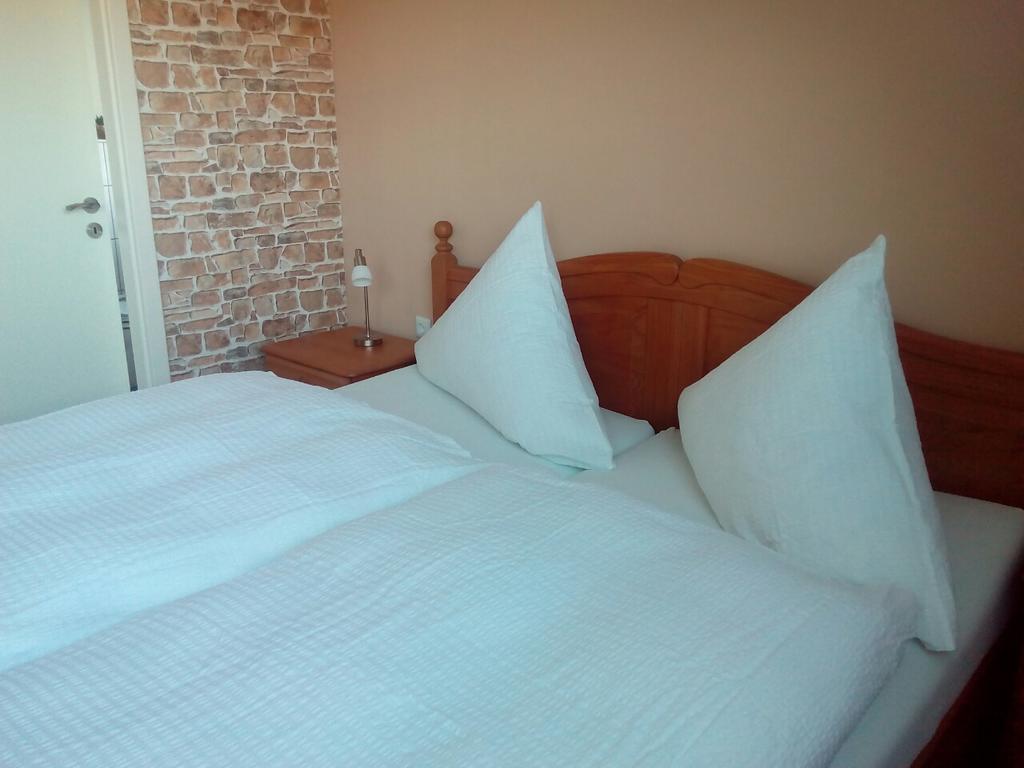 Hotel Zum Schleicher Kuckuck エクステリア 写真