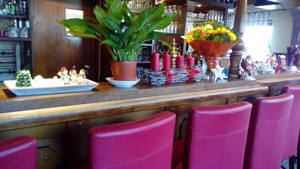 Hotel Zum Schleicher Kuckuck エクステリア 写真